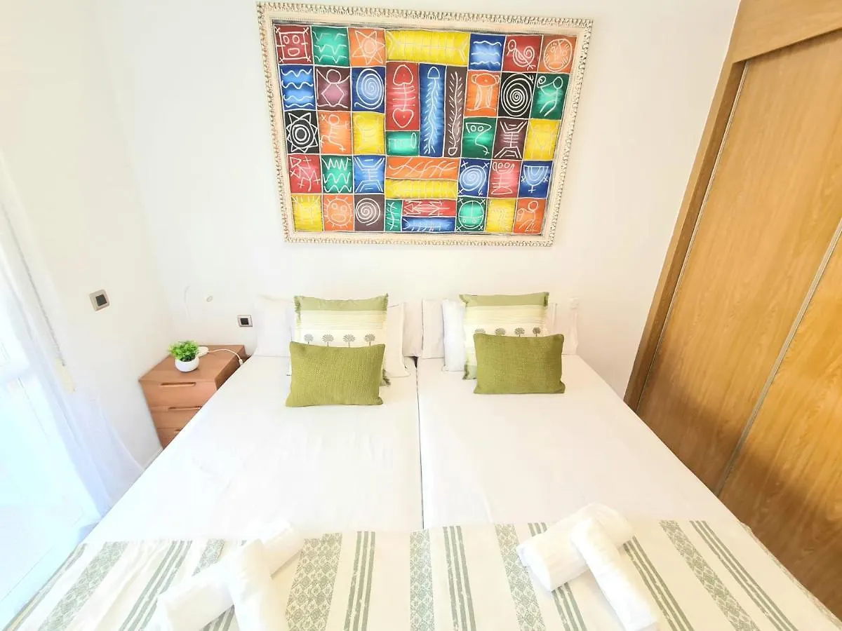 Apartamento 3 Dormitorios Malaga 0*,